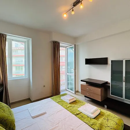 Sunny House 404 Two Bedroom Apartment Slantschew brjag