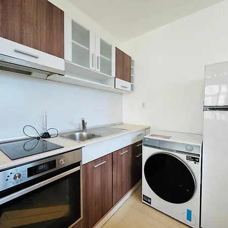 Sunny House 404 Two Bedroom Slantschew brjag